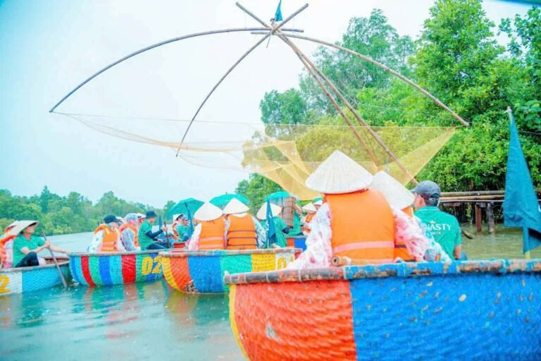 Basket Boat Tour Phu Quoc