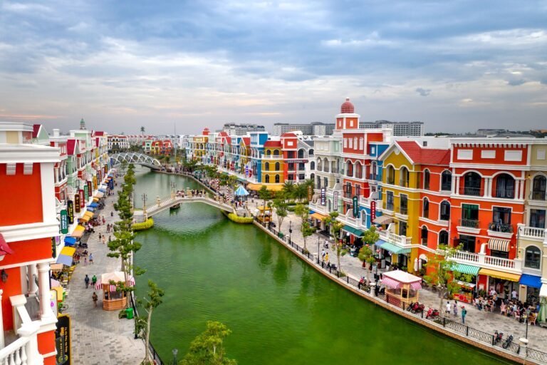 Grand World Phu Quoc: The City That Never Sleeps